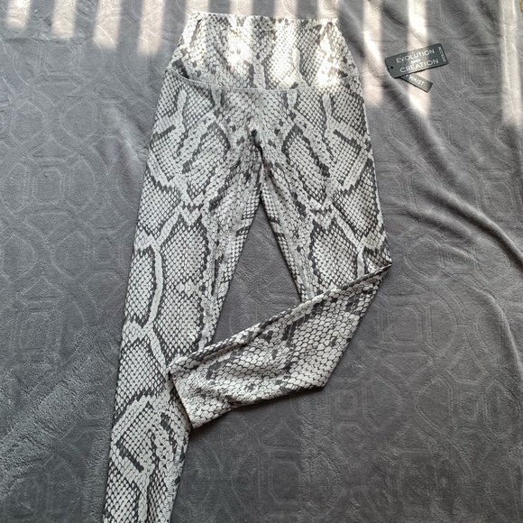 Workout leggings - Picture 1 of 4